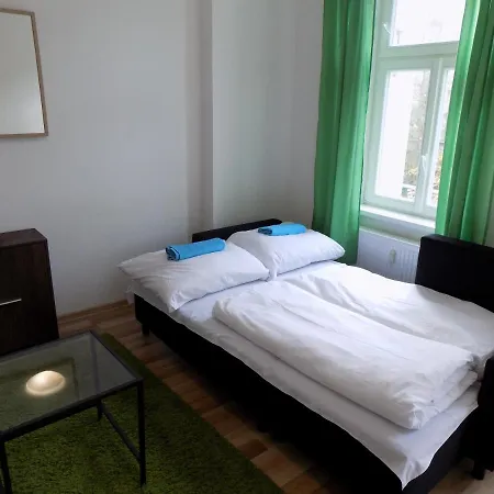 Karlsbad Apartments