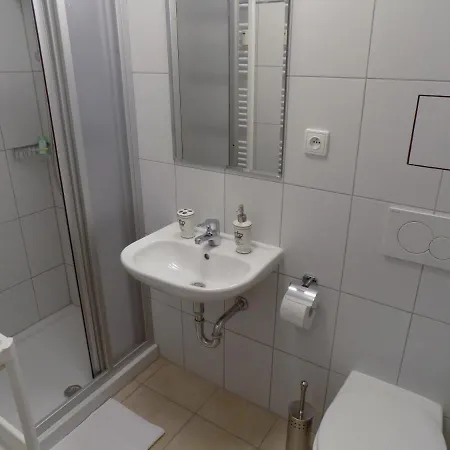 Karlsbad Apartments *