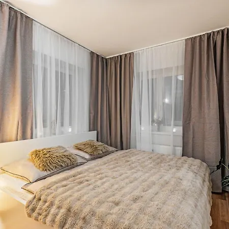 Karlsbad Apartments Apartment *