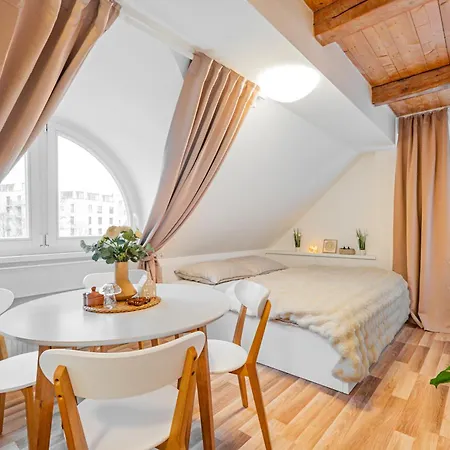 Karlsbad Apartments Apartment